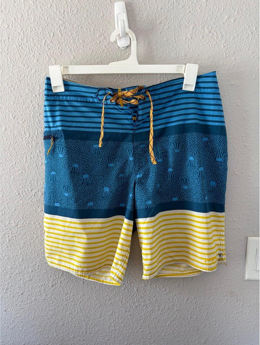 Men's Patagonia Swim Shorts size 32. No liner